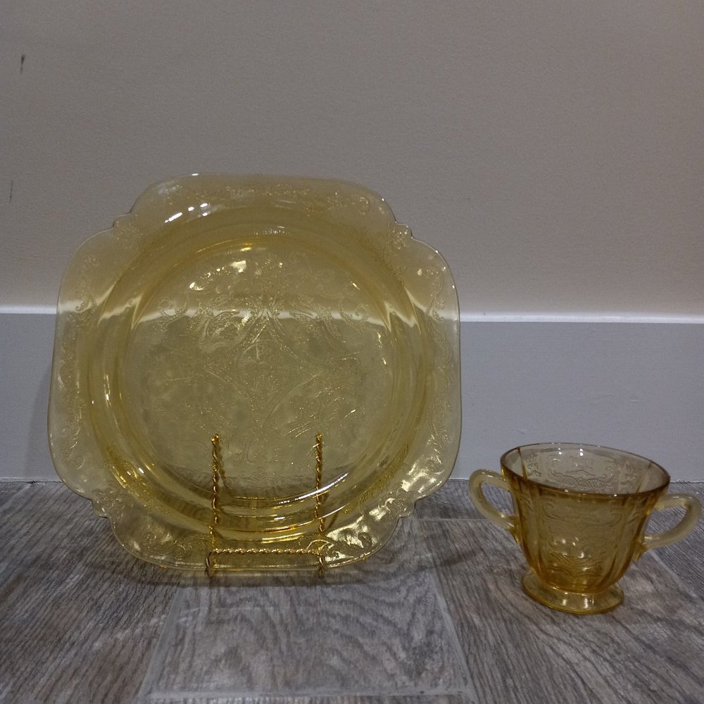 Vintage Federal Glass Recollection Madrid Amber Glass Dinner Plate Sugar Bowl